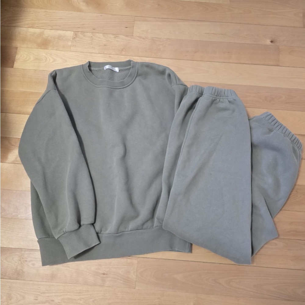 Sweat Suit